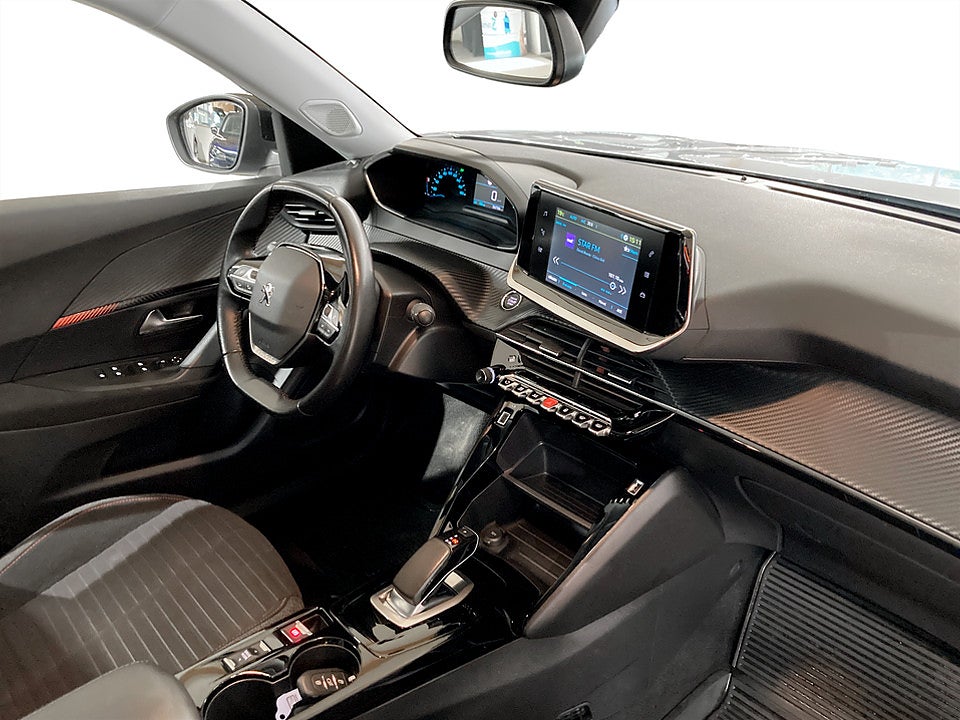 Bild på Peugeot e-2008 Active 50kWh 136hk Aut CARPLAY BACKSENSORER