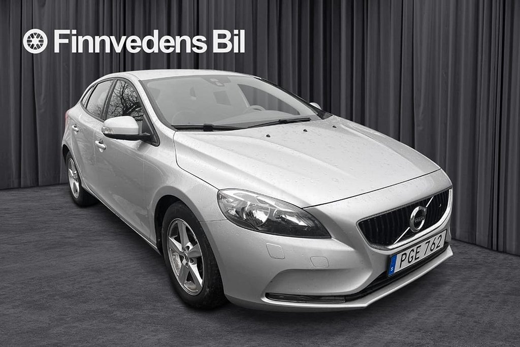 Volvo V40 D2 Business *V-hjul/Dragkrok/B-värmare*