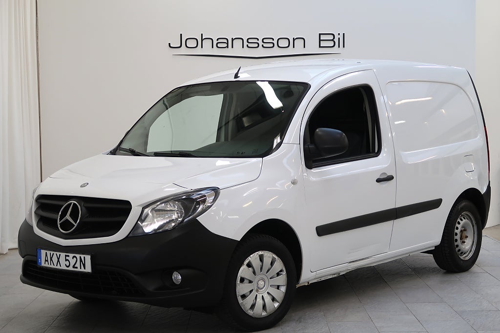 Mercedes-Benz Citan 109 CDI Euro 6 Nybesiktad 90hk