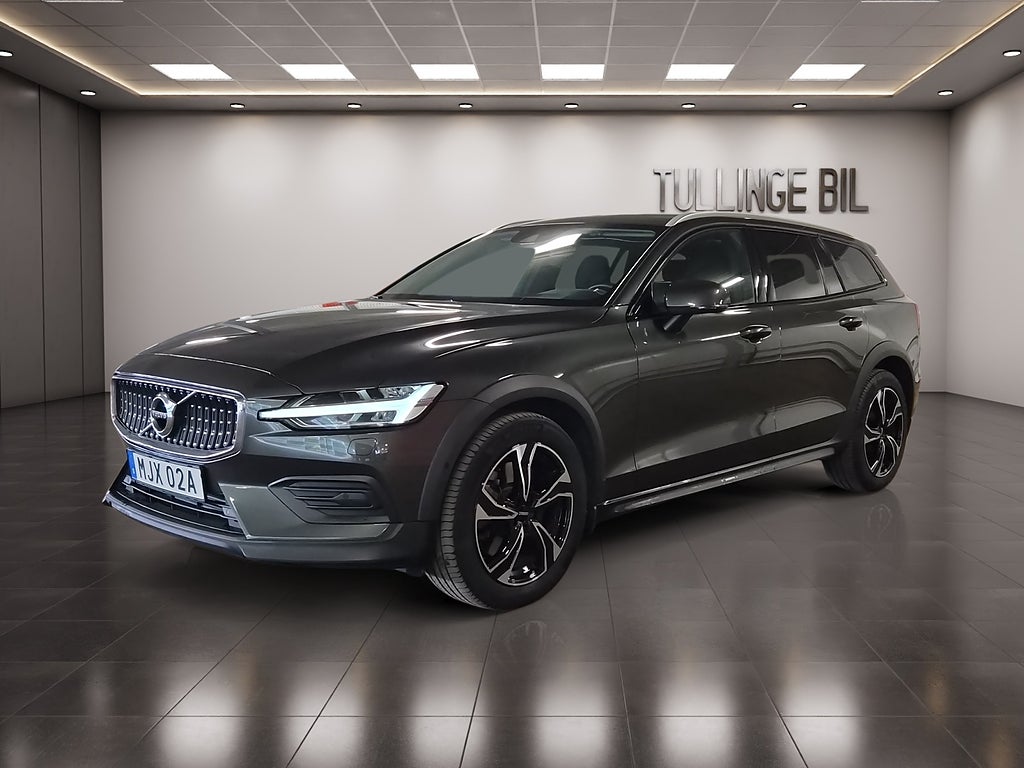 Volvo V60 Cross Country B4 AWD Aut Advanced-Ed Navi Drag Keyless VOC