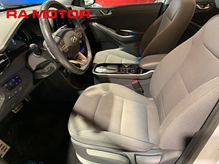 Halvkombi Hyundai IONIQ 10 av 24