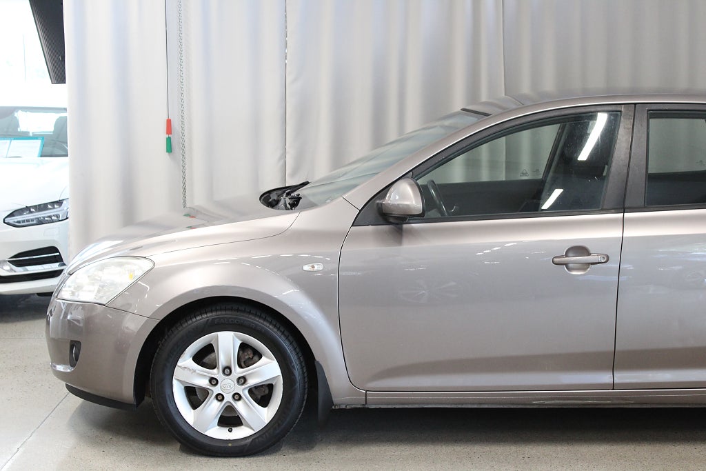 Kia Ceed 1.6 CVVT EX, Drag, P-Sensor, S&V-hjul
