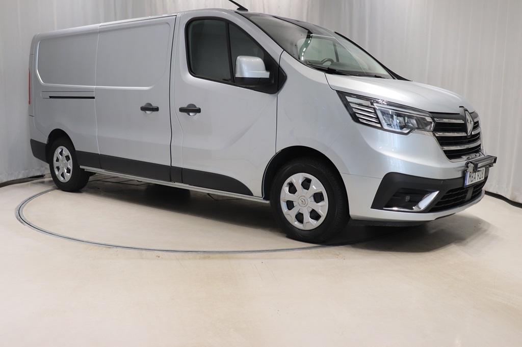 Renault Trafic 2024, photo 3/42