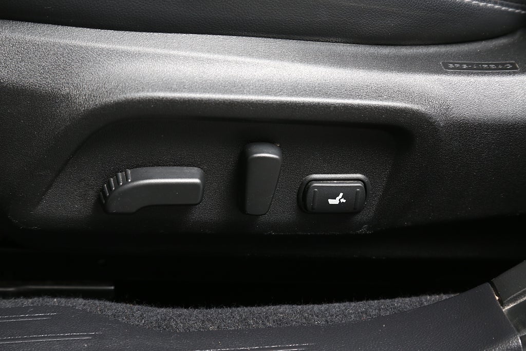 Subaru Outback 2,5i 175hk Ridge AWD Aut Skinn Extraljus Motorv Drag