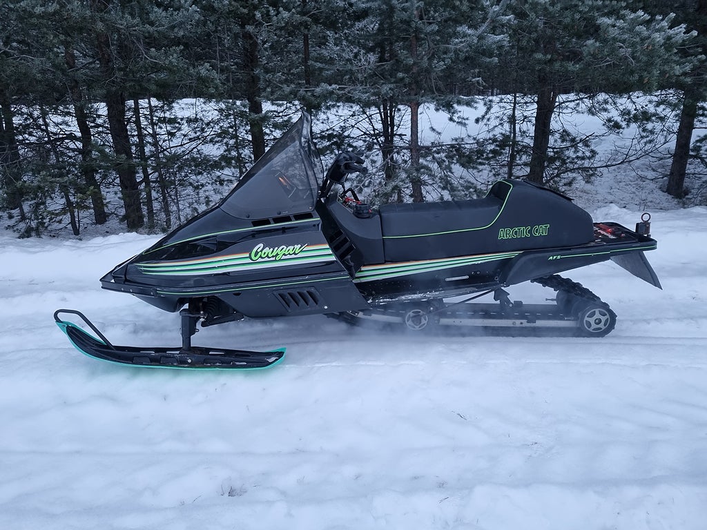Arctic Cat COUGAR 500F MOUNTAIN CAT FLÄKTKYLD BACKVÄXEL  