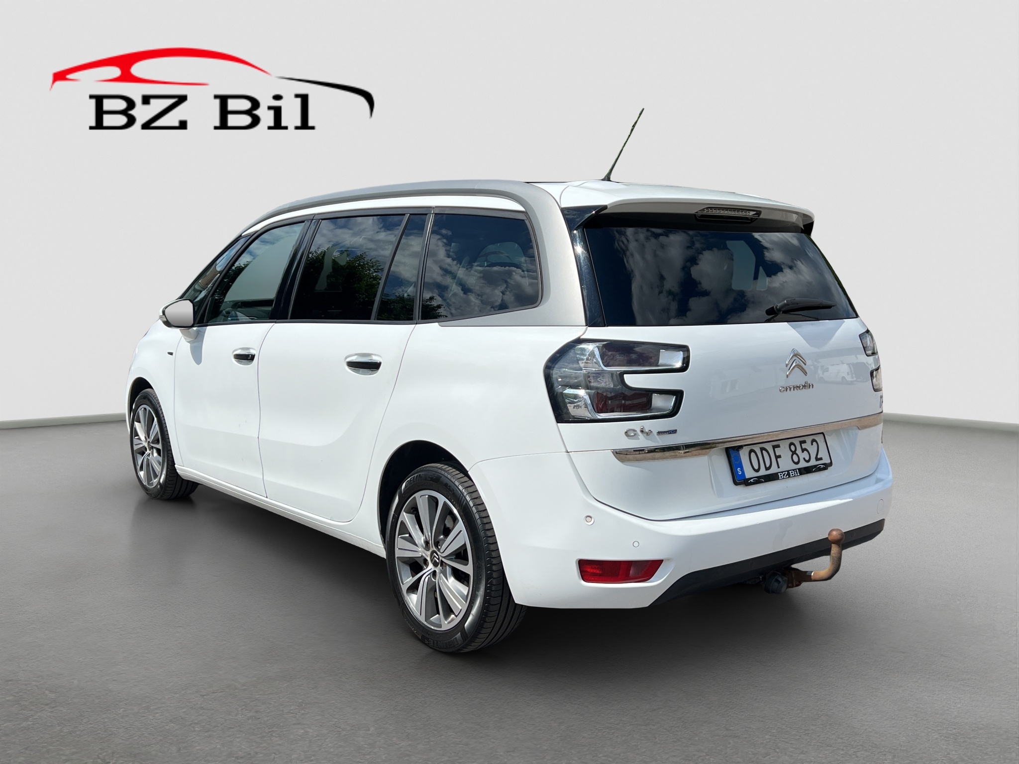 Citroen Grand C4 Picasso 2.0 HDi PANO 2016, bild 3/51