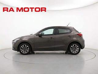 Halvkombi Mazda 2 5 av 24