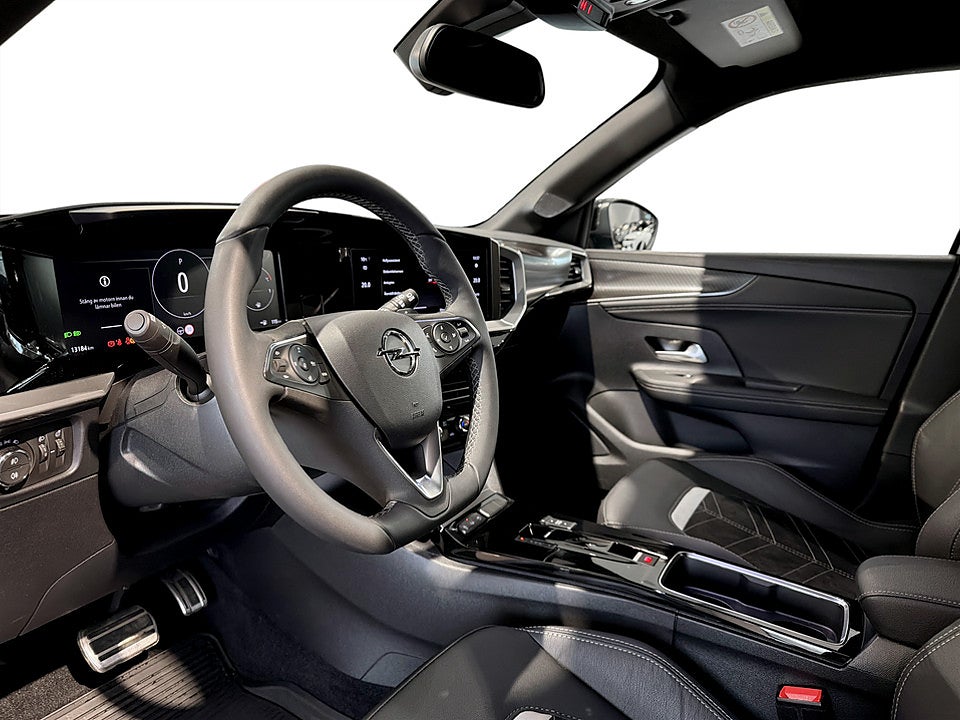Bild på Opel Mokka Ultimate 1.2 PT 130hk Aut B-KAMEREA CARPLAY