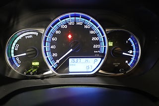 Halvkombi Toyota Yaris 16 av 21