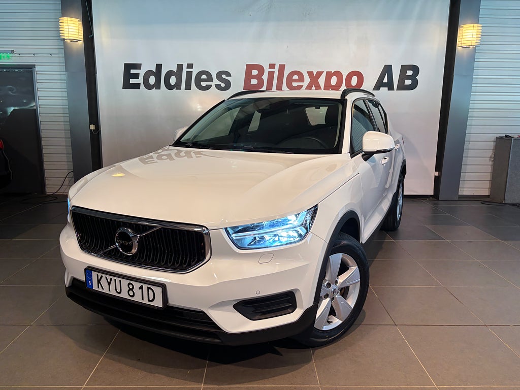 Volvo XC40 T2 Momentum Core 129HK