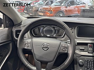 Halvkombi Volvo V40 Cross Country 12 av 19