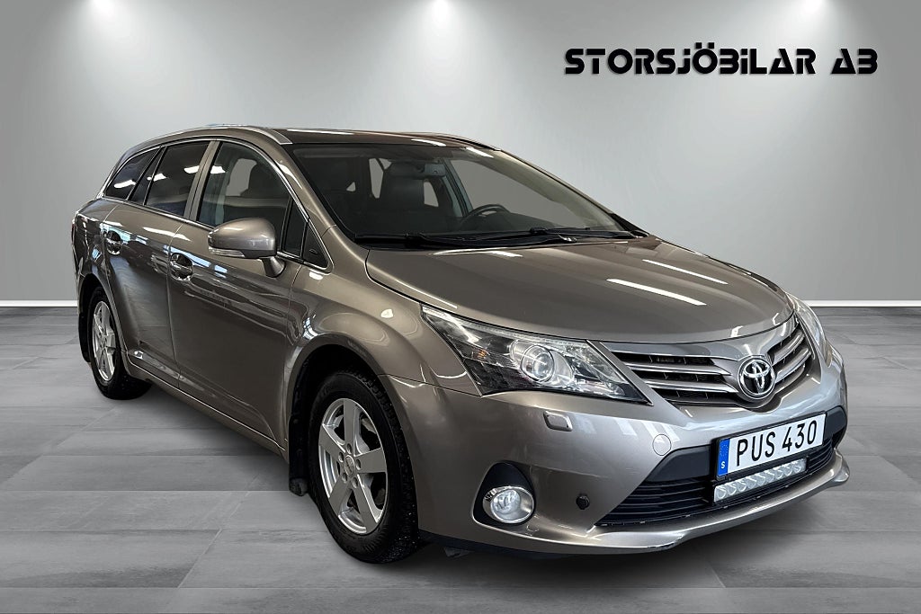 Toyota Avensis Kombi 1.8 Valvematic MultidriveS Edition 50 +Vinterhjul