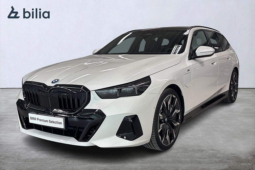 BMW 530e xDrive Touring M-Sport Pro| DEMOBIL| Innovation | Panorama