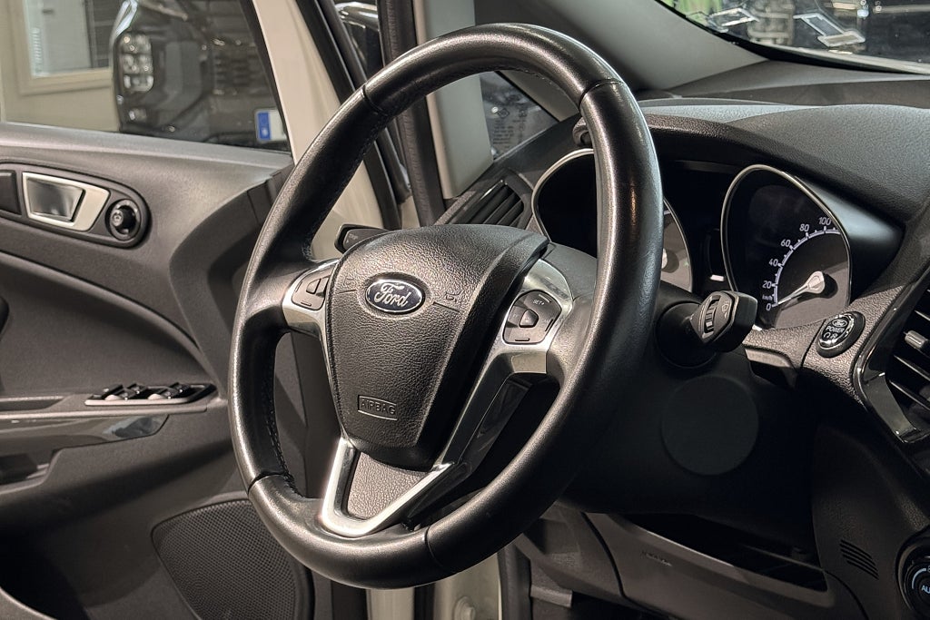 Ford Ecosport 2017 - miniatyr 6