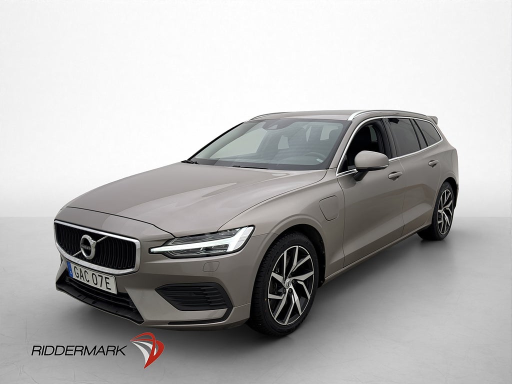 Volvo V60 Recharge T6 AWD 340hk P-Värm H/K Kamera Drag Navi