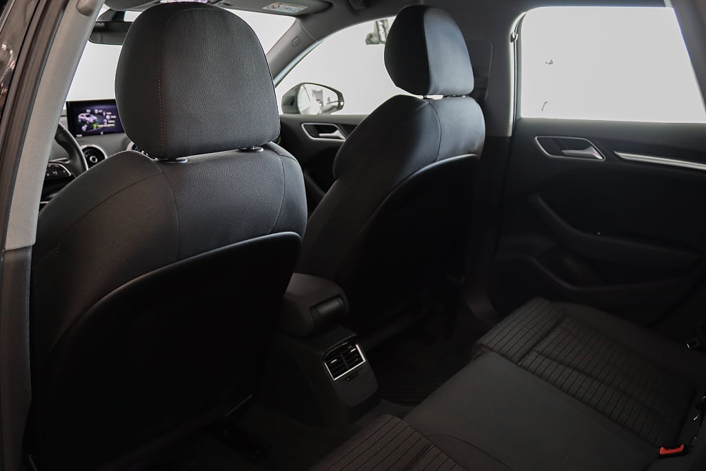 Audi A3 Sportback Proline Sport Edition Värmare 150hk