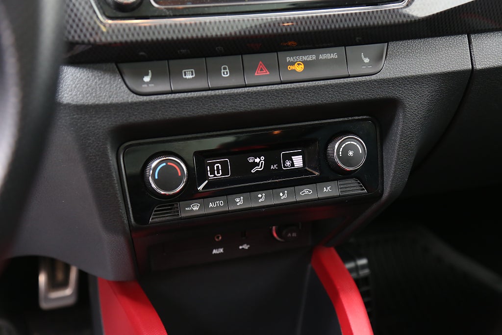 Skoda Fabia 1,2 TSI 90hk Monte Carlo Panorama Motorv 2016