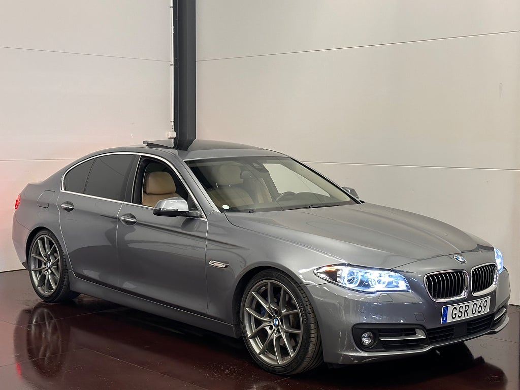 BMW 530D XDRIVE 258HK TAKLUCKA HUD H/K VÄRMARE NIGHTVIS SE SPEC*