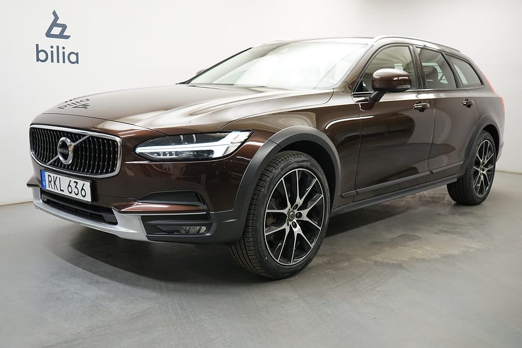 Volvo V90 Cross Country D4 AWD Pro, Dragkrok, Förarstol elmanövrerad