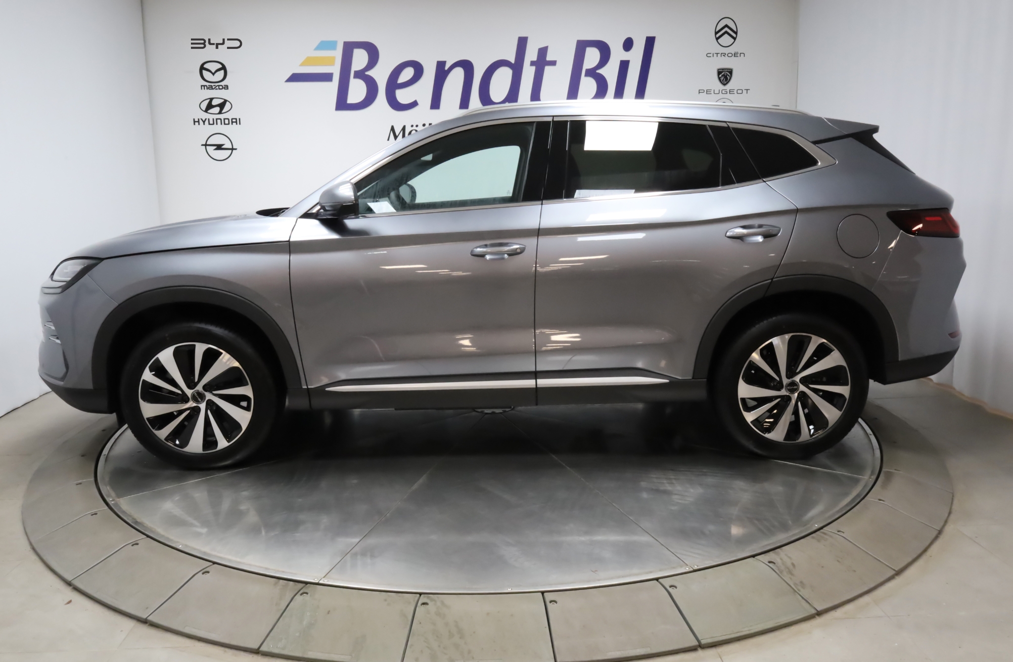 BYD Seal U DM-i 2026, bild 6/10