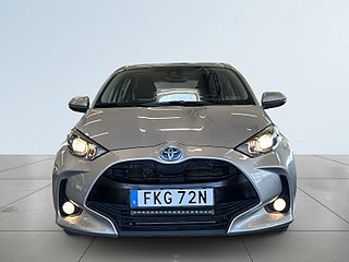 Toyota Yaris Hybrid CVT Active S&V-hjul/Adaptiv Farthållare/Kamera – bild 2