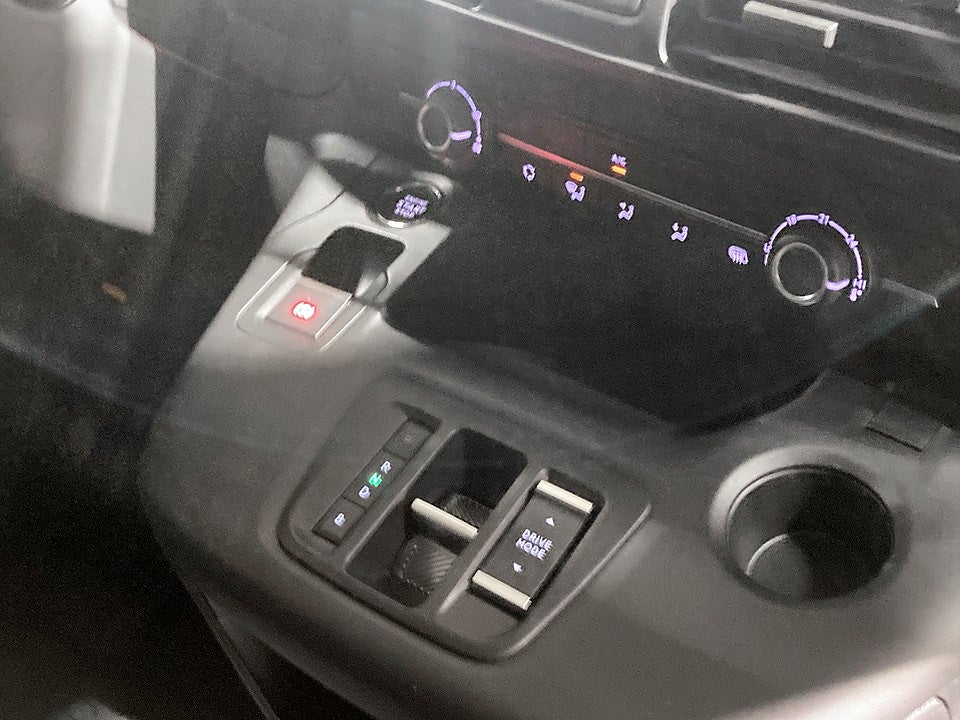 Bild på Opel COMBO-E Premium 136hk Aut L1 - OMGÅENDE LEVERANS!