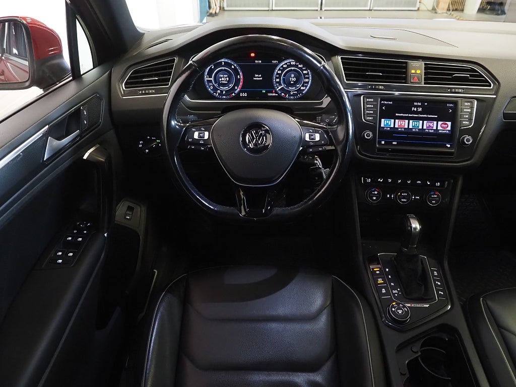Volkswagen Tiguan TDI 190hk 4M R-Line |D-värm|Drag|Cockpit| 2017