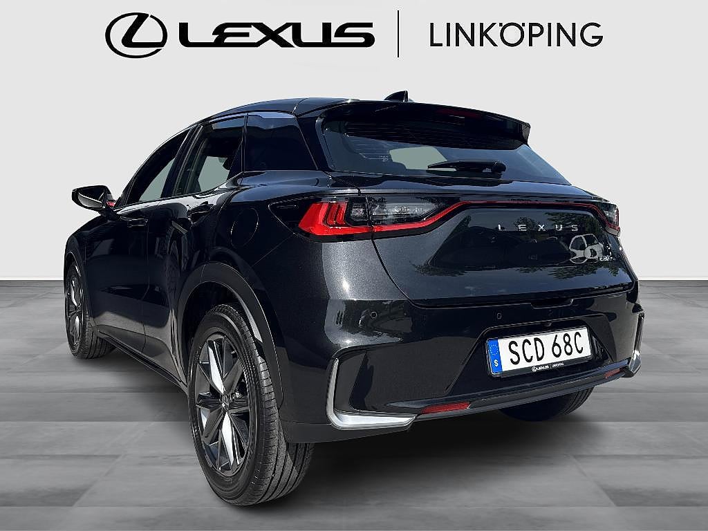 Lexus LBX 2024 - miniatyr 2