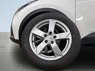 Toyota C-HR PHEV e-CVT S&V-hjul/ Backkam/Rattvärm/Carplay/Keyless – bild 14