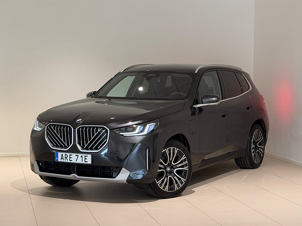BMW X3 30e xDrive, Drag, Värmare, Driving/Parking Plus, HK,20"