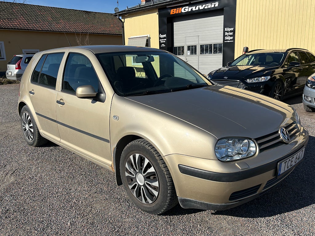 Volkswagen Golf 5-dörrar 1.6 Trendline 