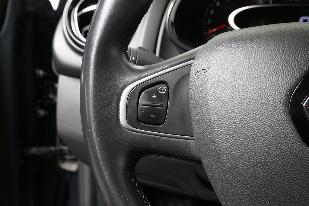 Renault Clio 0,9 TCe Intens Navi PDC Keyless Blåtand