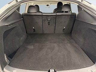 Tesla Model Y Performance Performance S&V-Hjul/Drag/Värmepump/Pano – bild 12