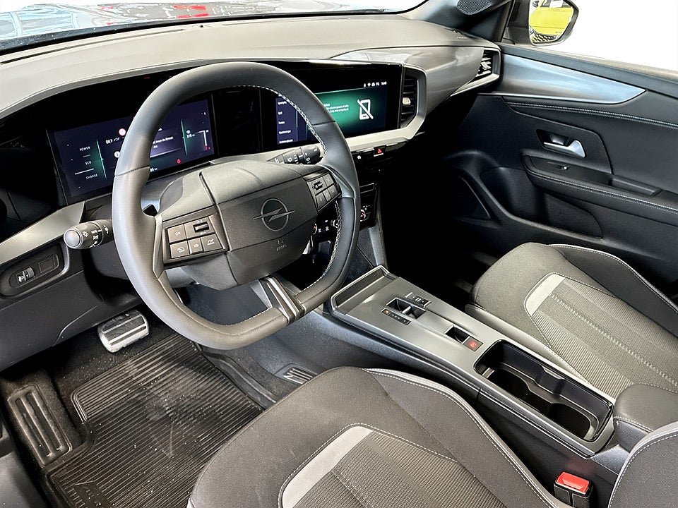 Bild på Opel Mokka GS Hybrid 1.2 Turbo 145hk Aut B-KAMERA CARPLAY