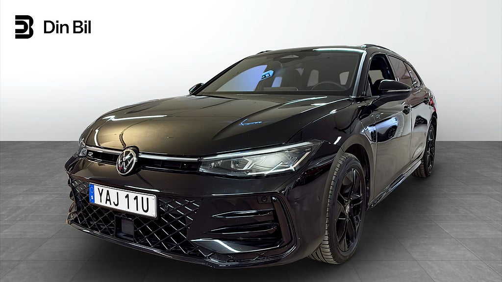 Volkswagen Passat TSI 272 eHybrid DSG R-line Black/ Panorama/ Drag