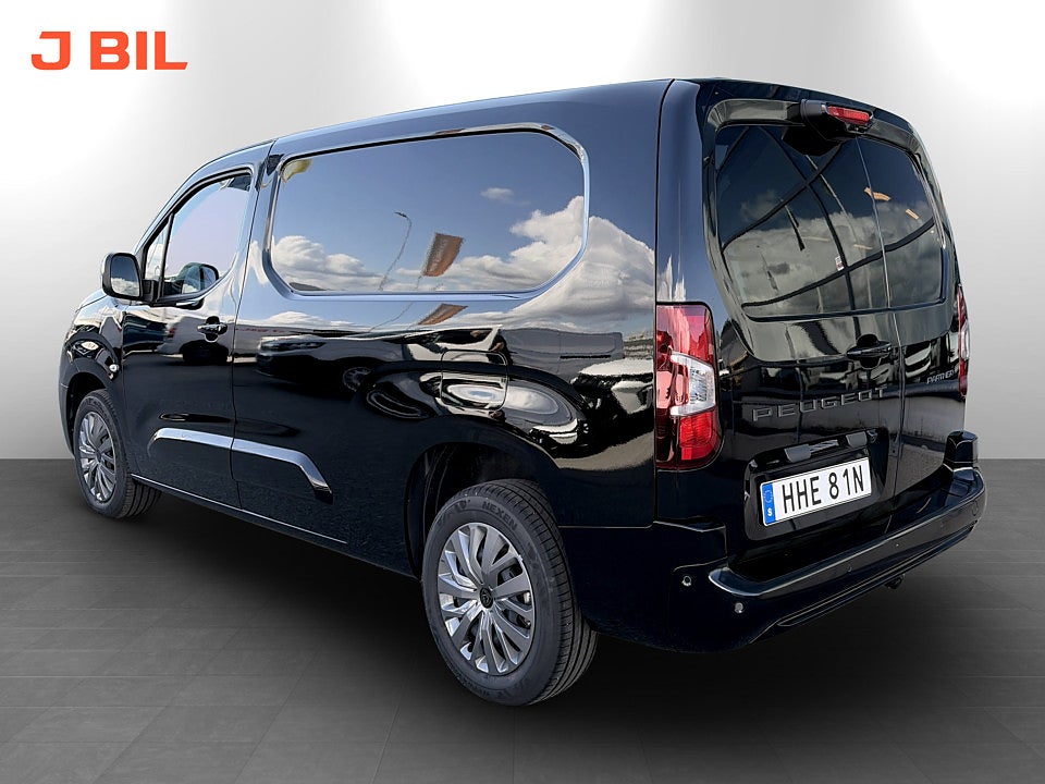 Bild på Peugeot Partner Plus 130hk Aut L2 - EDITION! SERVICE & V-HJUL INGÅR!