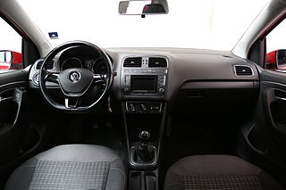 Halvkombi Volkswagen Polo 15 av 21