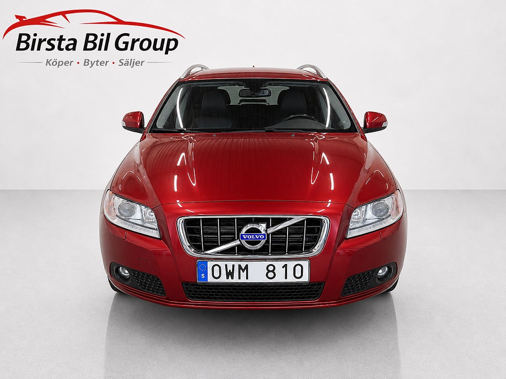 Volvo V70 2.0F Automat Summum / Skinn / Drag /0:-KONTANT