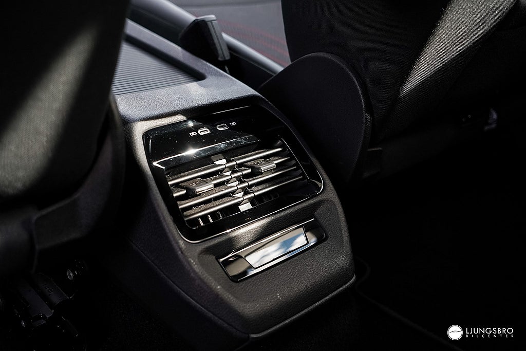 Volkswagen ID.4 GTX 2023 - miniatyr 18