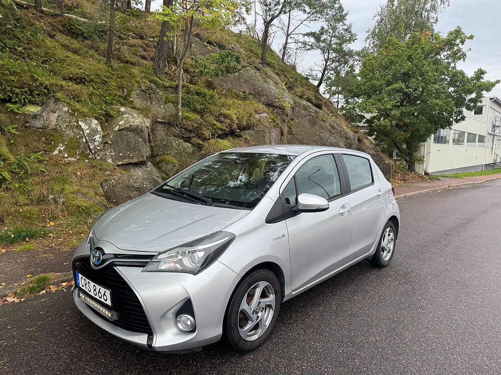 Toyota Yaris Hybrid e-CVT Active  0%Ränta