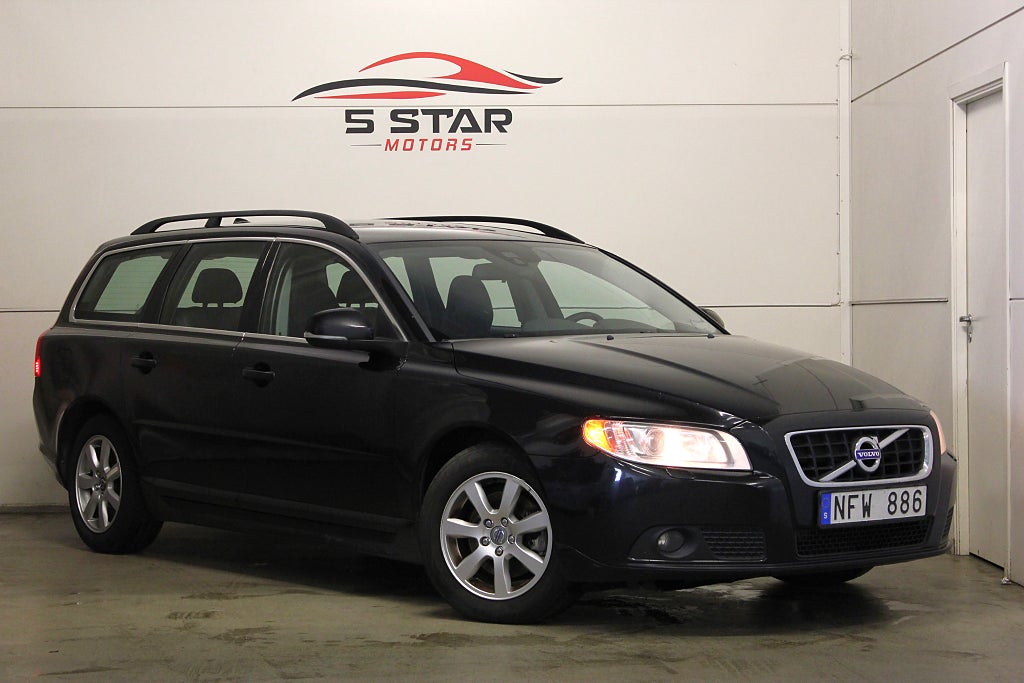 Volvo V70 D4 Momentum Euro5 Läder | Bluetooth | P-sensor | Drag