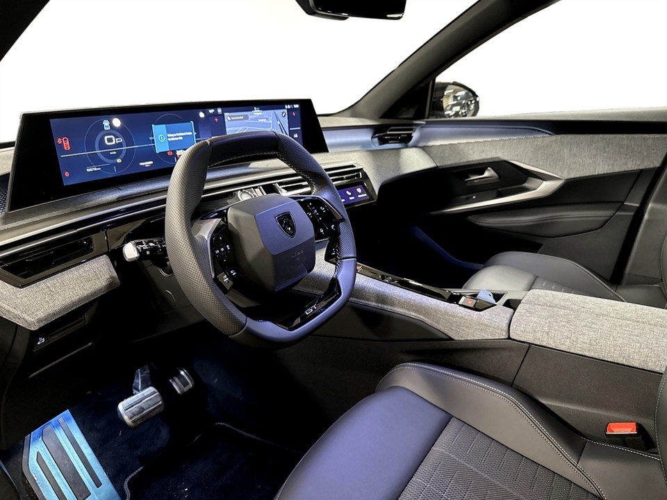 Peugeot 5008 GT Hybrid 145hk Aut 2025, bild 6/51