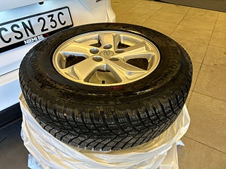 Hyundai ix35 1.6 GDI/Drag/MoK/SoV-Däck/Psens/2-Brukare – bild 18