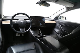 Sedan Tesla Model 3 14 av 27