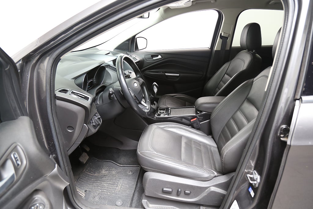 Ford Kuga 1,5 EcoBoost 182hk Titanium AWD Aut Park.värme Drag 2017