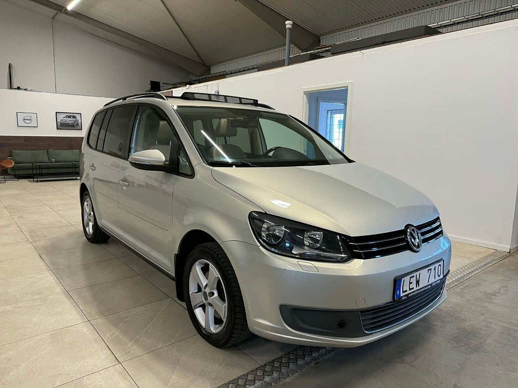 Volkswagen Touran 7-sits 1.4 TGI / Panorama Skinn 9200 Mil