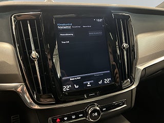 Volvo V90 D5 AWD R-Design S&V-hjul/Carplay/HUD/Pano/Bowers&W – bild 14