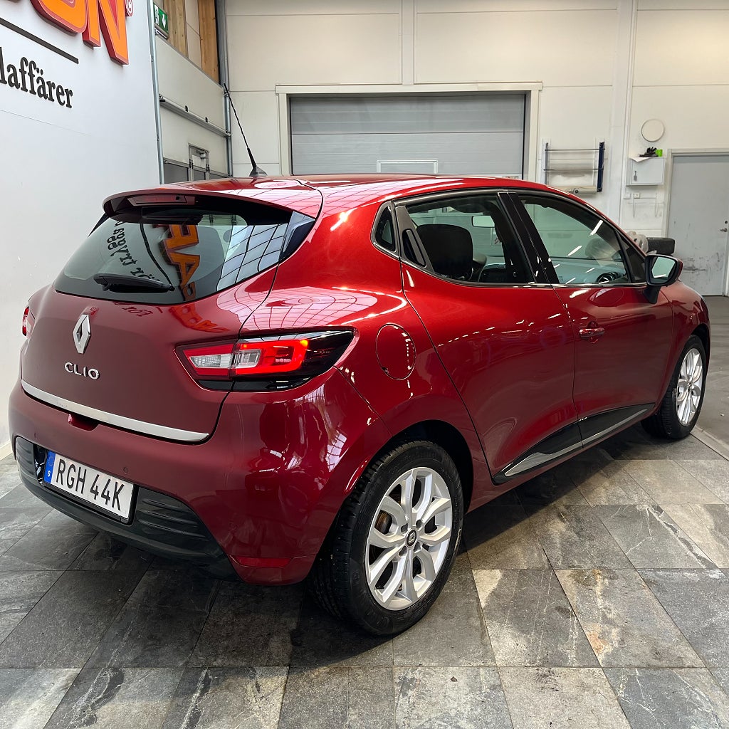 Renault Clio 0.9 TCe Intens Navigation Bass Reflex 90hk