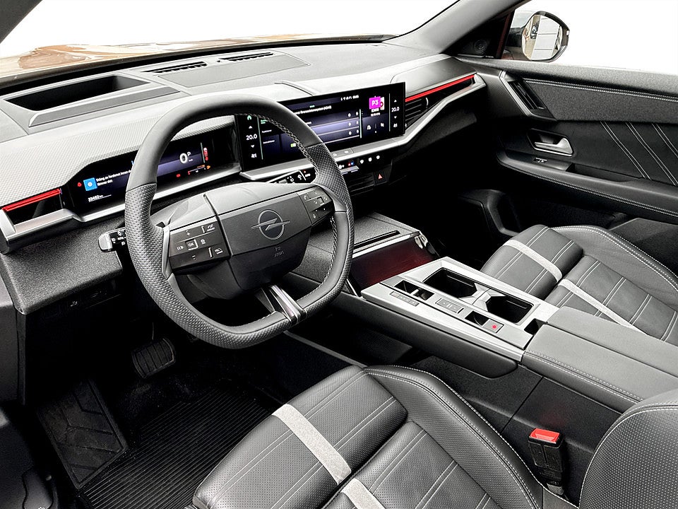Bild på Opel Grandland X Ultimate Hybrid 145hk Aut B-KAMERA CARPLAY ELSTOL