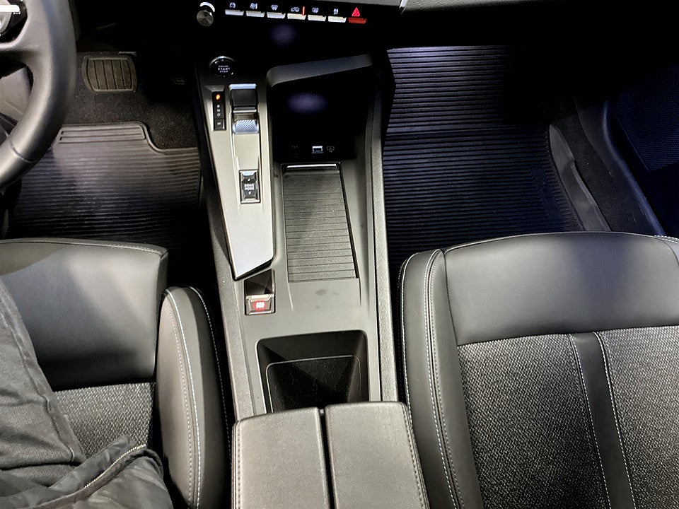 Bild på Peugeot 308 sw Allure Hybrid 145hk Aut B-KAMERA CARPLAY